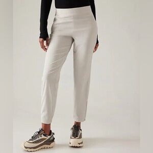 ATHLETA Brooklyn Heights Jogger Pants in Abalone, Size 2